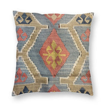 Load image into Gallery viewer, Azra Kilim Pillow Cover
