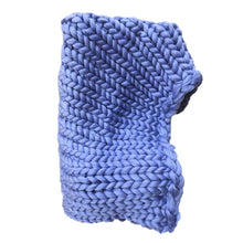 Load image into Gallery viewer, Avery Chunky Hand-Knit Throw

